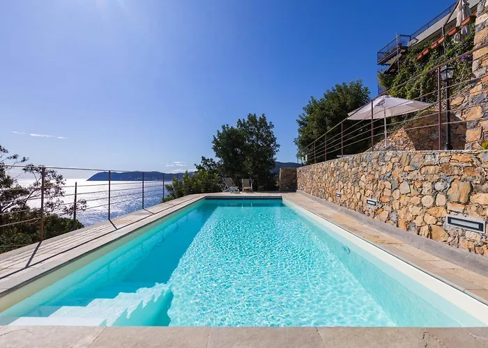 Курортний комплекс La Sterlizia Di Santa Croce 3*