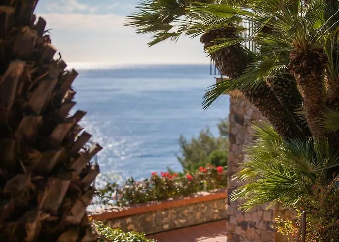 La Sterlizia Di Santa Croce Курортний комплекс 3*