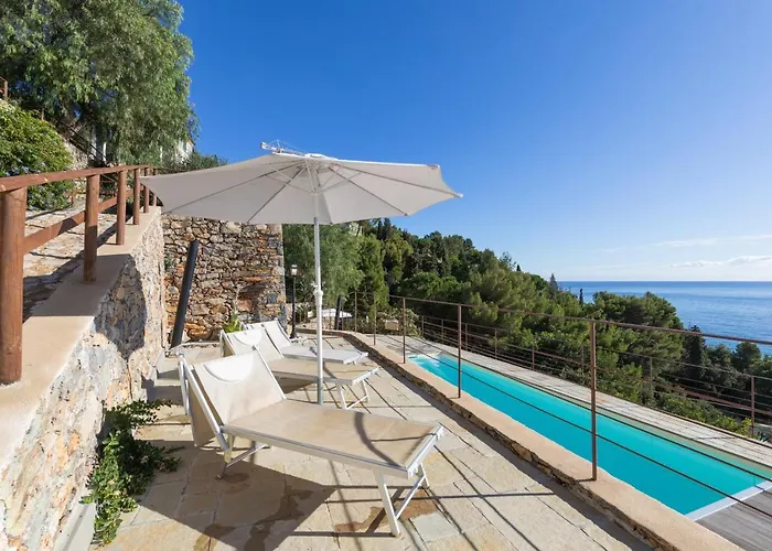 Курортний комплекс La Sterlizia Di Santa Croce 3*