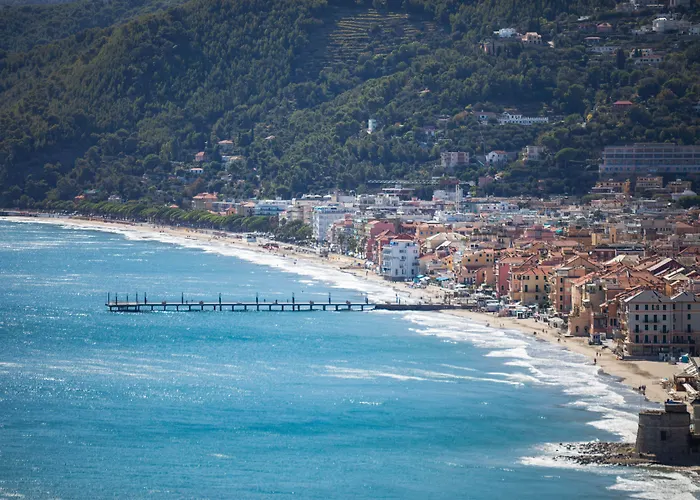 La Sterlizia Di Santa Croce Курортний комплекс 3*