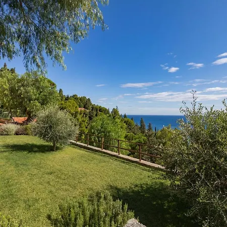 La Sterlizia Di Santa Croce 3*