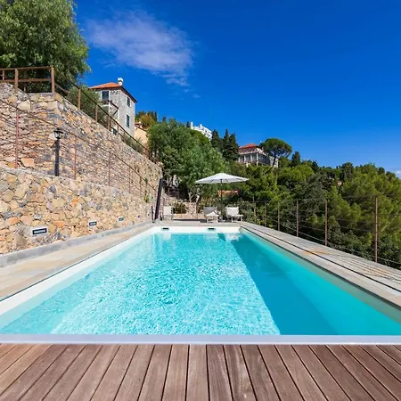 La Sterlizia Di Santa Croce 3* Alassio