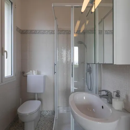 La Sterlizia Di Santa Croce Alassio