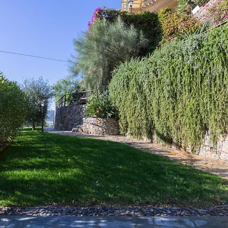 Feriested La Sterlizia Di Santa Croce Alassio
