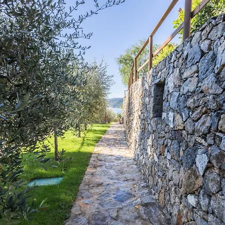 La Sterlizia Di Santa Croce Resort