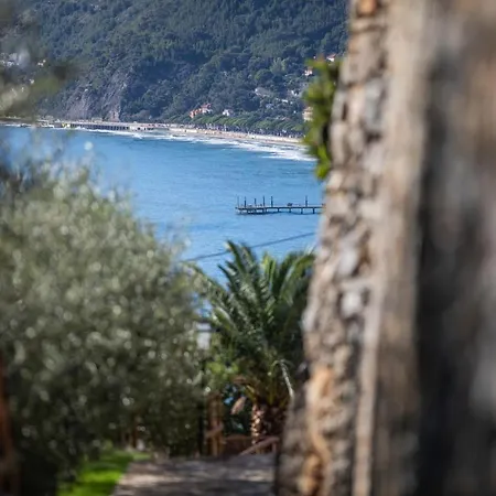 La Sterlizia Di Santa Croce 3*