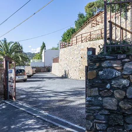 La Sterlizia Di Santa Croce