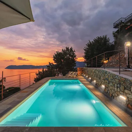 La Sterlizia Di Santa Croce Resort Alassio