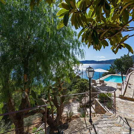 La Sterlizia Di Santa Croce