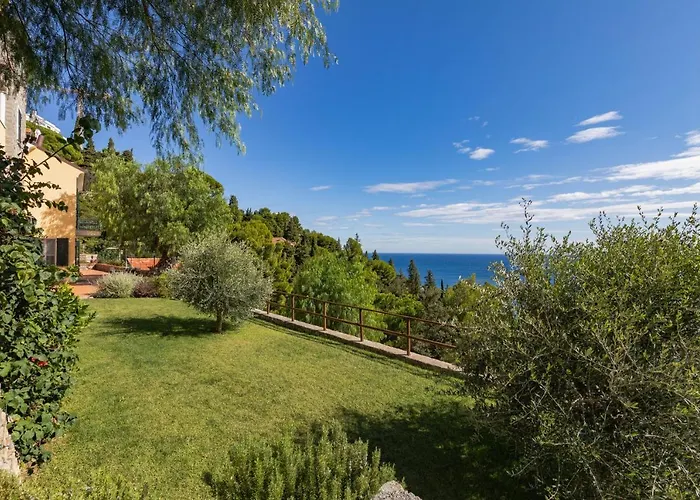 La Sterlizia Di Santa Croce 3*