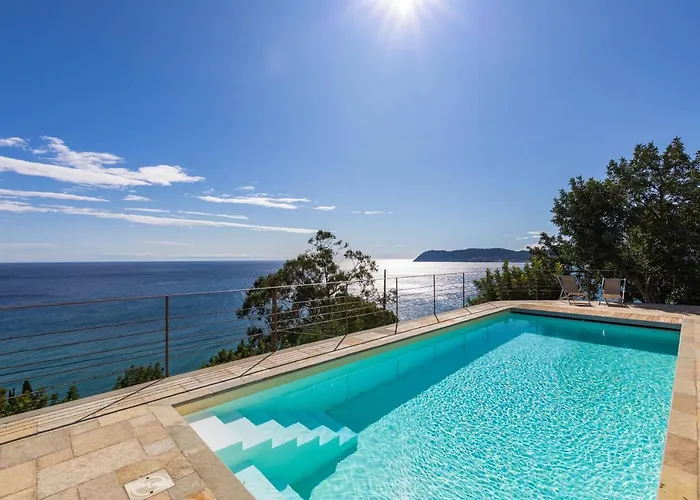 Üdülőközpont La Sterlizia Di Santa Croce Alassio