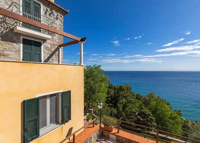 La Sterlizia Di Santa Croce 3* Alassio